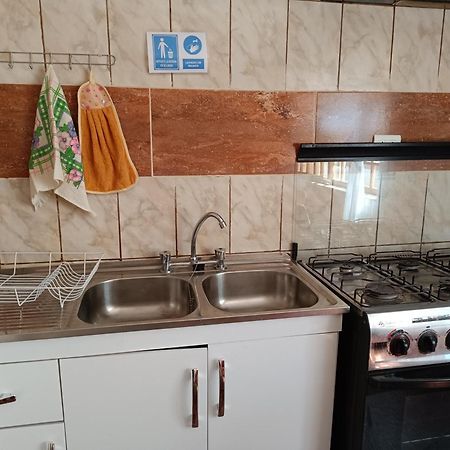 Hostal Ollague, Habitaciones Con Bano Privado Calama Exterior photo