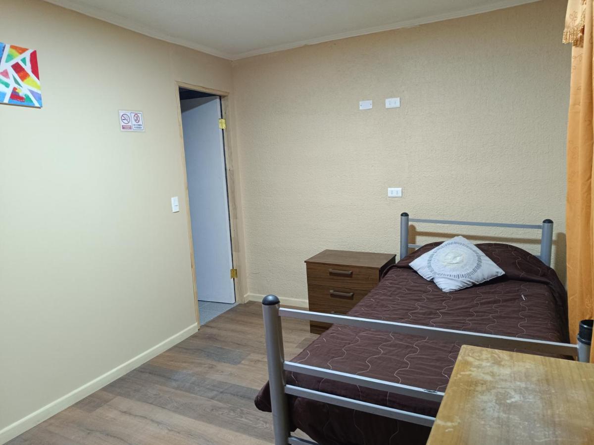 Hostal Ollague, Habitaciones Con Bano Privado Calama Exterior photo